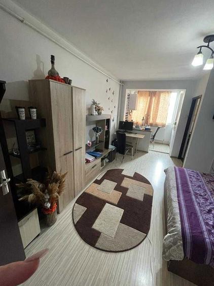 Inchiriez garsoniera - 8