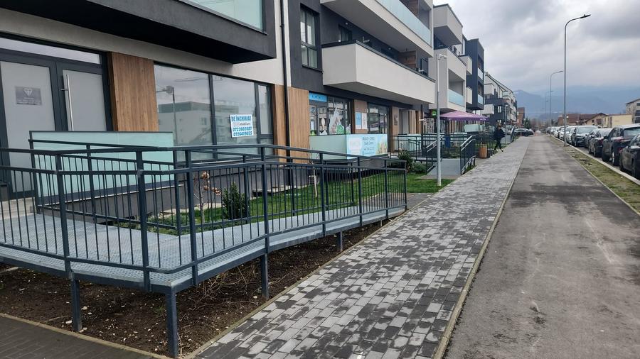 Spatiu comercial 87,62 mp, Tractorul, parter stradal, bloc 2025! - 1