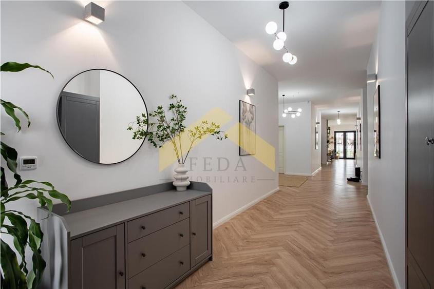 Casa la sol stil Neoclasic modren lux in Mandruloc - 3