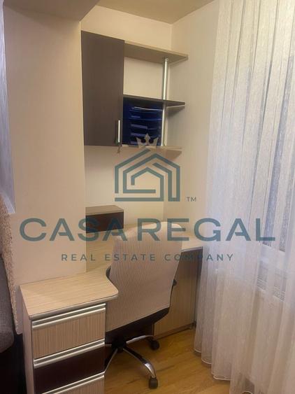 Apartament cu 3 camere decomandat, mobilat în Decebal