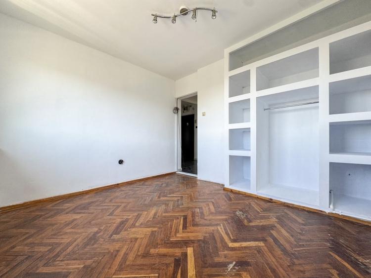 Apartament cu 2 camere decomandat în Casa de Cultură
