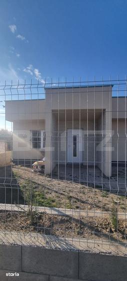 Casă cu 2 camere cu Teren 100 Mp în Între Lacuri