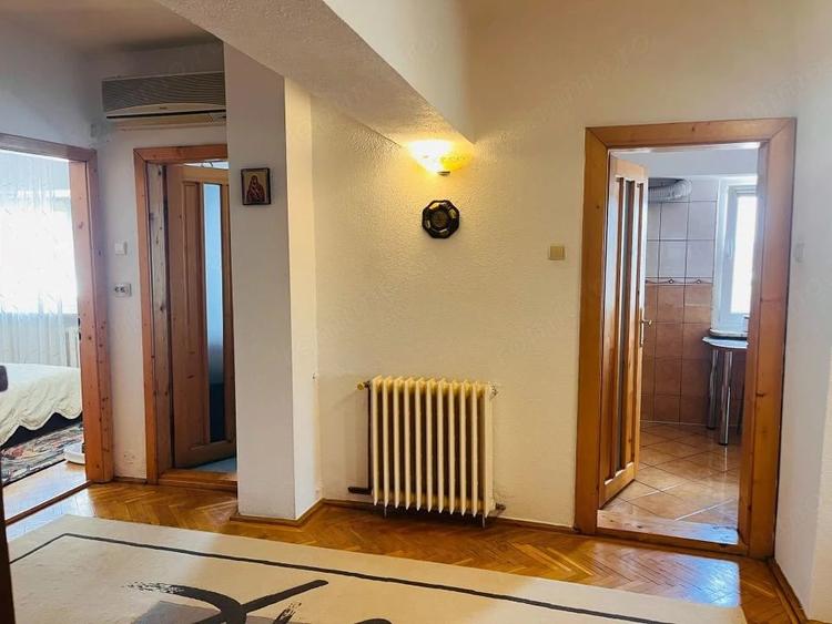 Apartament cu 3 camere decomandat în Ultracentral