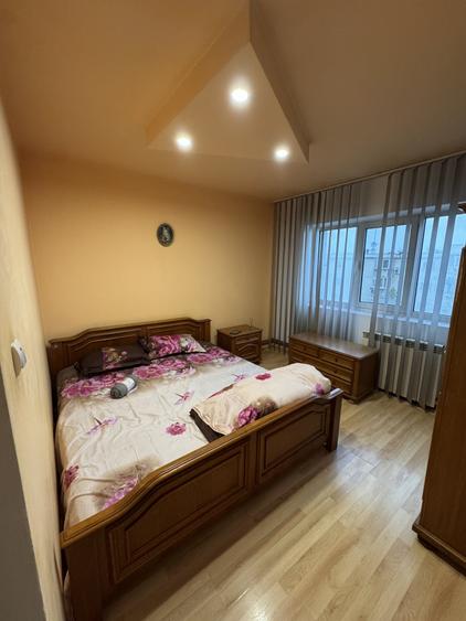 Apartament cu 2 camere decomandat, mobilat în Paltiniș