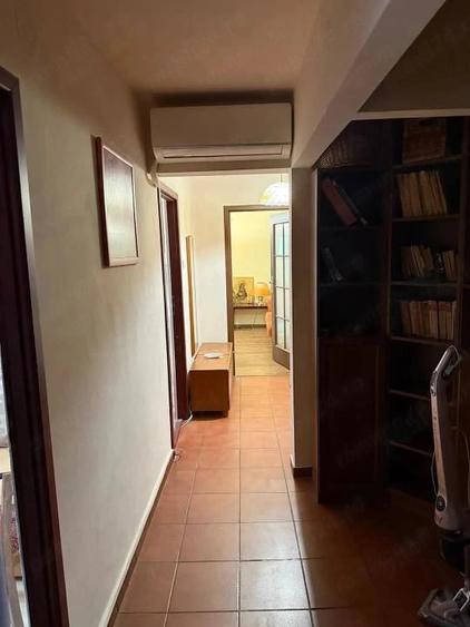 Apartament cu 3 camere decomandat în Casa de Cultură