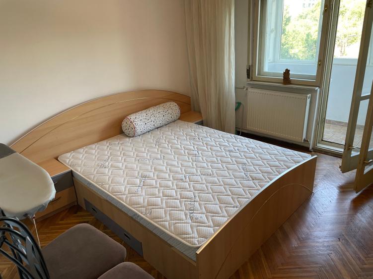 Apartament cu 3 camere decomandat în Unirii