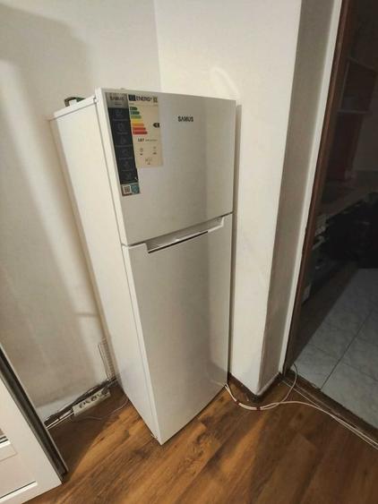 Apartament cu 2 camere semidecomandat în Buziașului