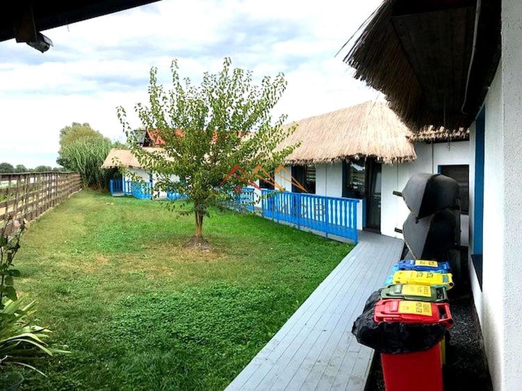 Casă individuală cu 13 camere cu Piscina în Mila 23