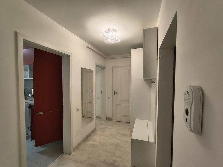 Apartament cu 2 camere decomandat, mobilat în Apărătorii Patriei — fotografia 2