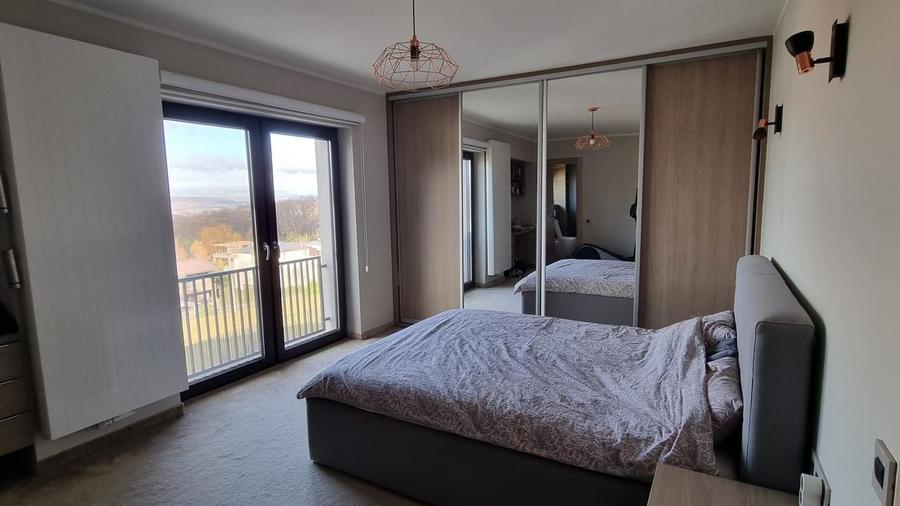 Duplex cu 4 camere cu Canalizare în Făget
