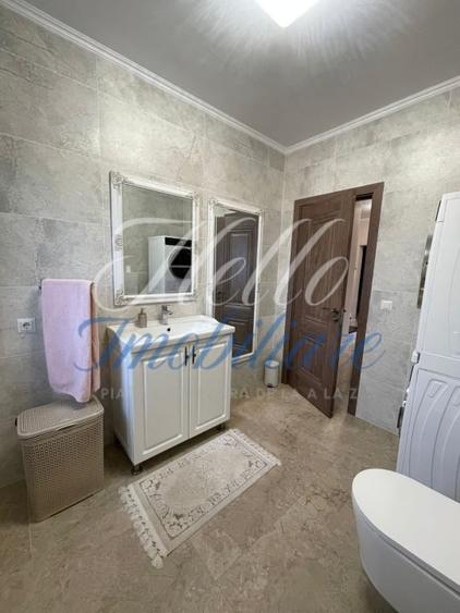 Duplex cu 4 camere cu Canalizare în Florești
