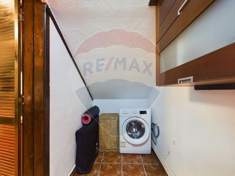Casă individuală cu 5 camere cu Canalizare în Dârza