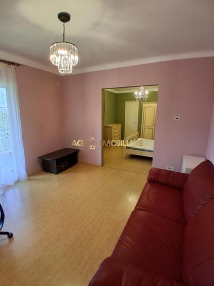 Apartament cu 2 camere semidecomandat, mobilat în Ultracentral