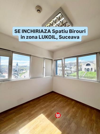 Birou, de 102 mp, în Central