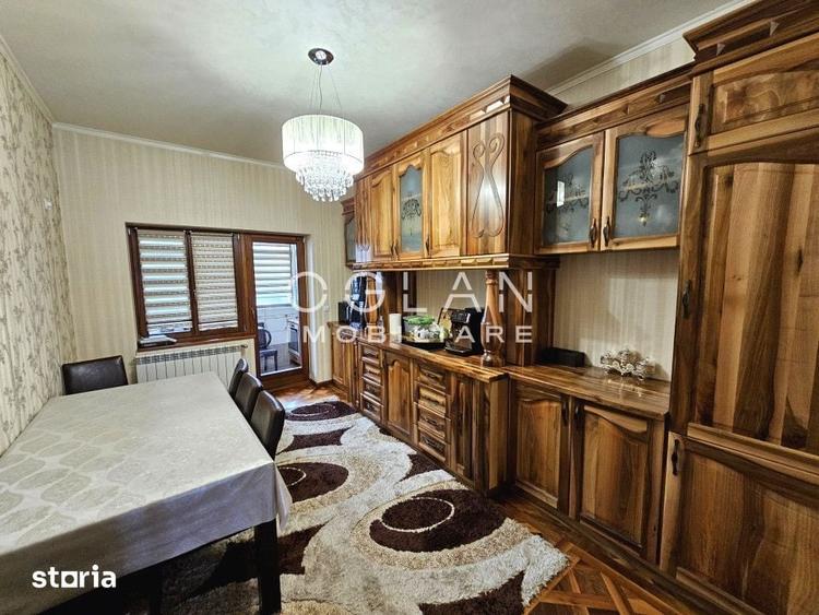 Casă cu 5 camere cu Teren 220 Mp în Valea Aurie