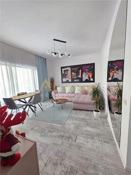 Duplex cu 3 camere cu Canalizare în Central