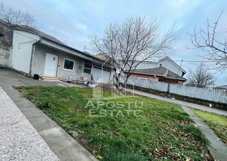 Casa individuala, cu 3 camere, 2 fronturi, teren 652, zon... - 1