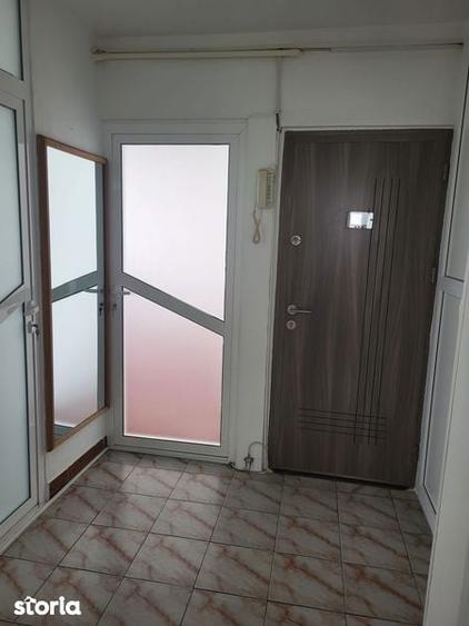 Vand Apartament zona Liceul Agroalimentar ( depozit farmaceutic) - 3