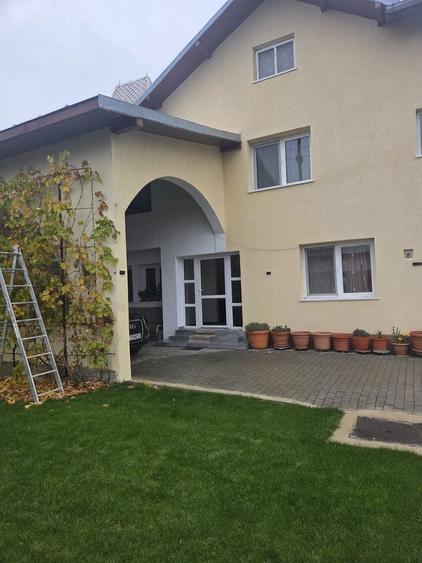 Casa de vanzare in Dragodana/Gaesti - 2