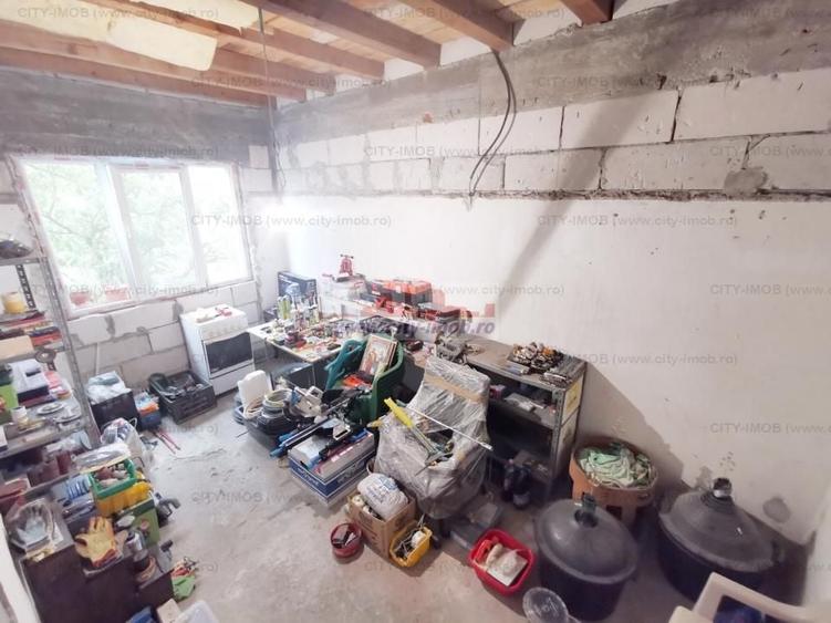 Vanzare casa Andronache - 13