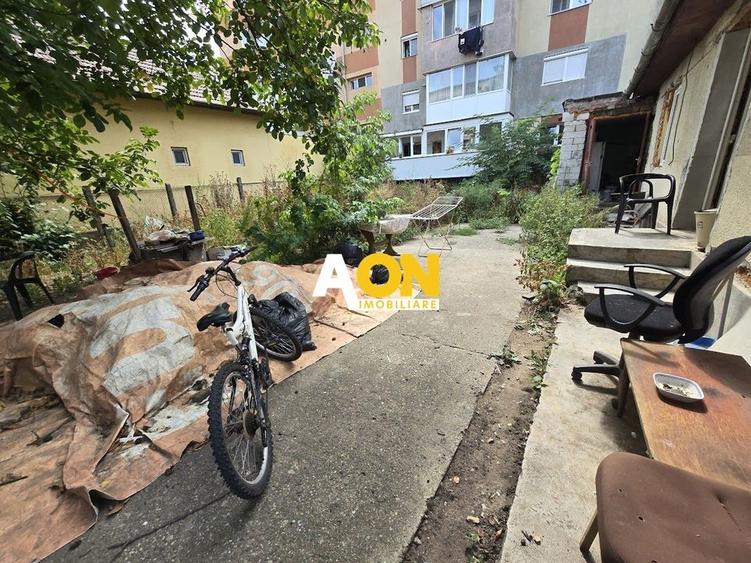 Casa Demolabila Zona Liceul Sportiv - 2