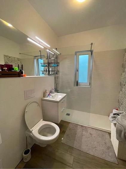 Apartament cu 2 camere decomandat în Ghiroda