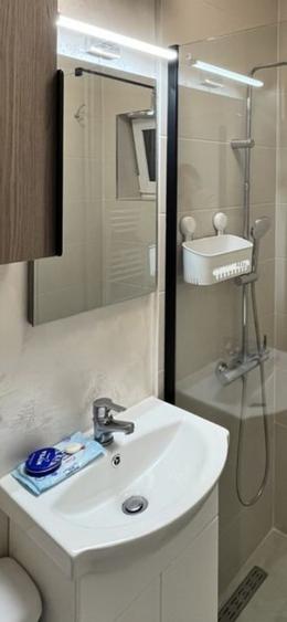 Garsoniera renovata -Tractorul- langa Coresi Mall - 1