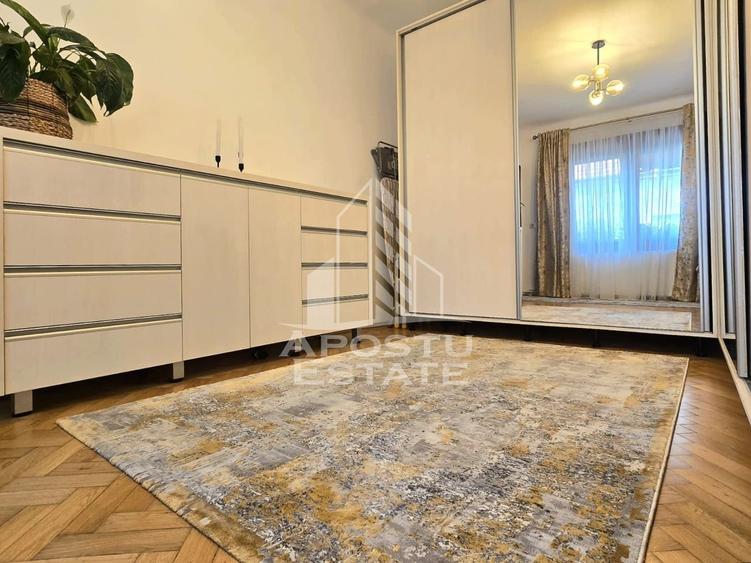 Casa individuala 4 camere , curte amenajata , terasa si piscina - 10