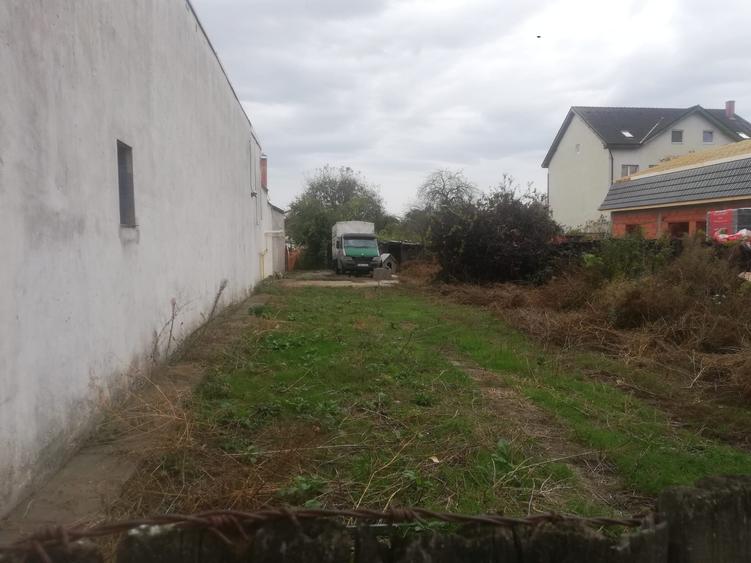 Teren  1961 mp strada Bujorilor - 2