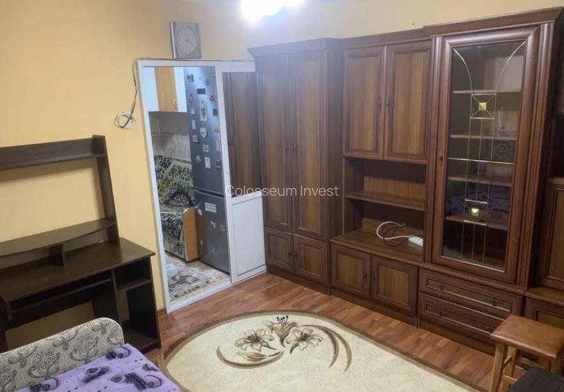 Camera de camin cu baie si bucatarie - zona Uzina 2