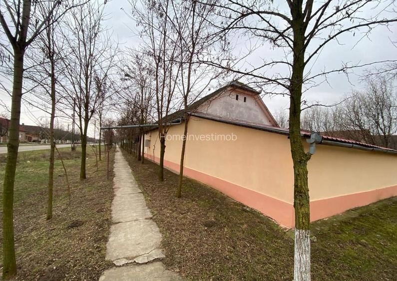 Casa 4 camere in NADAB