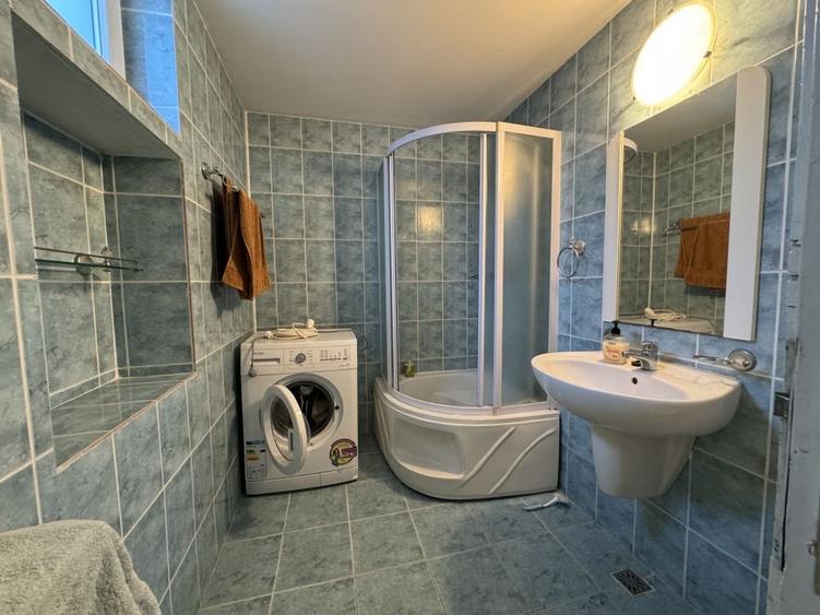 Casa S+P+2E - (posibilitate apartamentare) zona central - 13