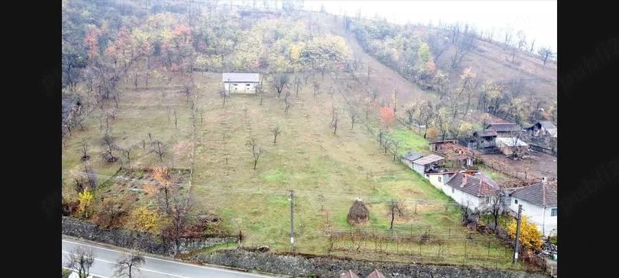 Proprietar | Casa in Stanesti, MH | Proprietare la Drum National, acte la zi| 55.000 Euro - 3