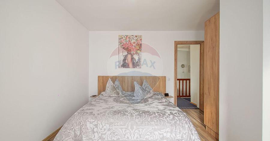 Vila cu farmec istoric in Bu?teni, pensiune sau locuin... - 7