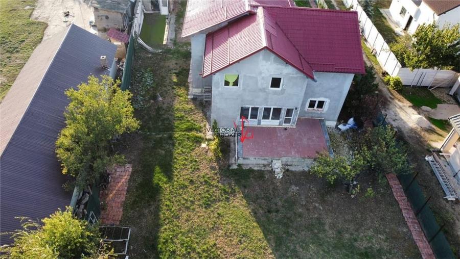 Vila spatioasa cu teren de 1.155 mp Tamasi-Corbeanca - 2