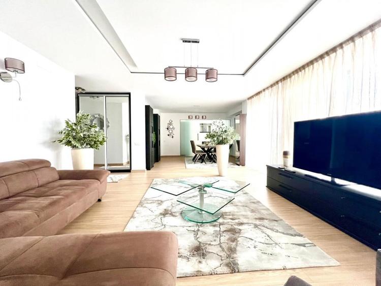 NOU / DEOSEBIT / TERASE GENEROASE / COMPLET MOBILAT SI UTILAT - 8