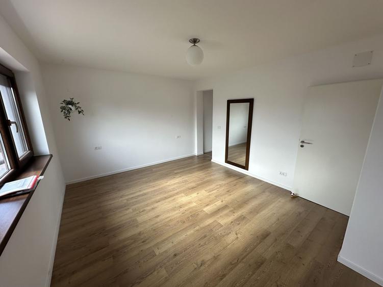 Casa deosebita intr-un cartier privat cu bariera - 37