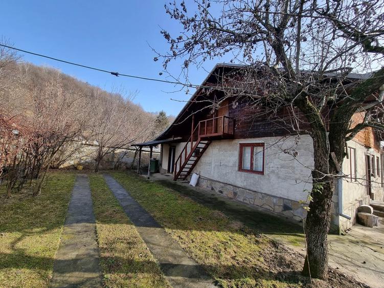 Oază de liniște în Prahova | casă + anexă + teren |Carbunesti/Valenii de Munte/ - 1