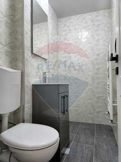 Apartament cu 4 camere de vânzare,  str. 1 Decembrie 1918 - 9