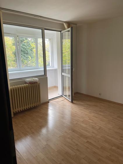 Titan, metrou, Barajul Cucuteni - 3