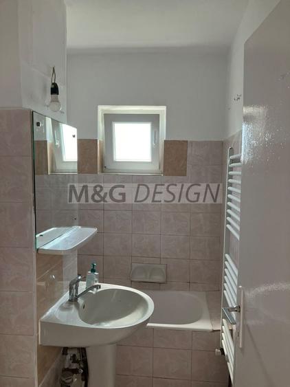 Apartament cu 3 camere semidecomandat în Circumvalațiunii