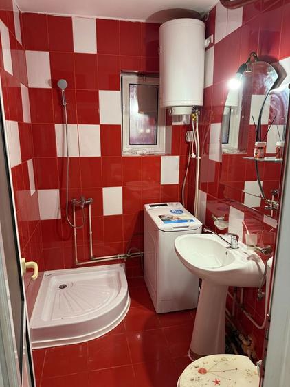 Vand apartament doua camere ULTRACENTRAL parter - 2