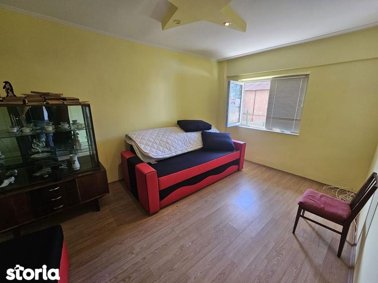 Garsoniera de vanzare in Curtea de Arge?, zona Confec?ii. - 2