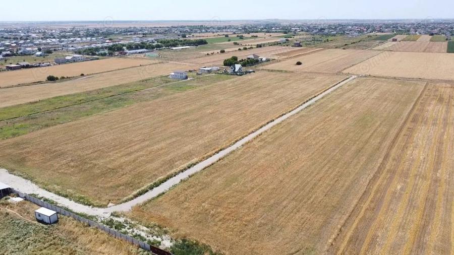 Teren Intravilan In Rate Com Berceni | utilitati: curent - gaz | #EG34 - 7