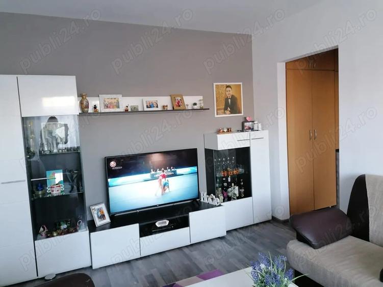 Vand apartament cu 2 camere UTA - 3