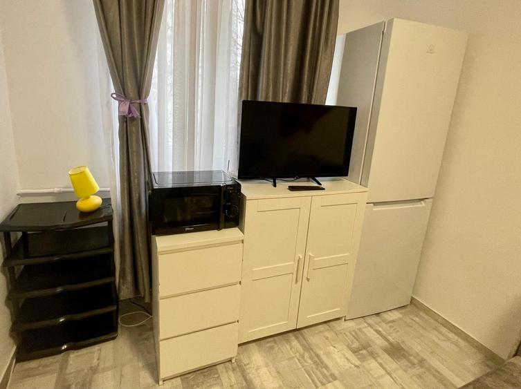 SE PRETEAZA PENTRU INCHIRIERE REGIM HOTELIER - 1