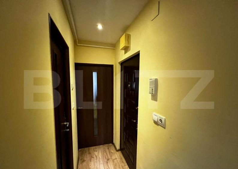 Apartament 1 camera renovat, 35 mp, parter Unirii Reghi - 1