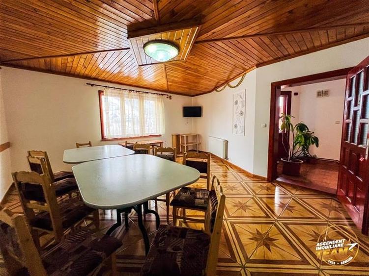 FILM! Pensiune in decor de poveste, loc de istorie si legenda, Moieciu de Jos, B - 52