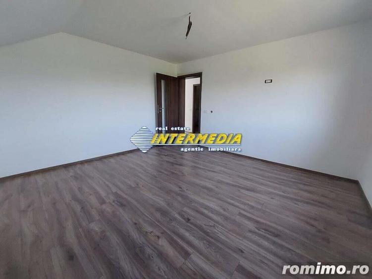 Casa Noua de vanzare Zona Cetate - 18