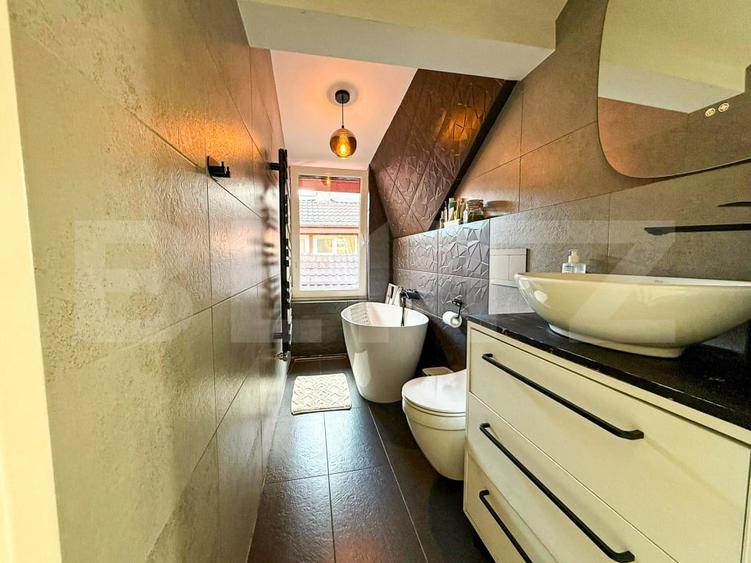 Casa renovata 2023, Curte proprie in curte interioara - 13